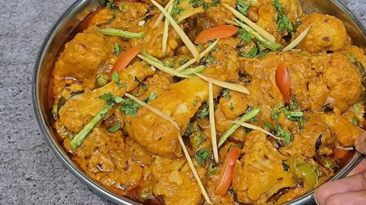बिना प्याज-लहसुन के मिनटों में बनाएं ढाबे जैसी गोभी मसाला, नोट करें सीक्रेट रेसिपी