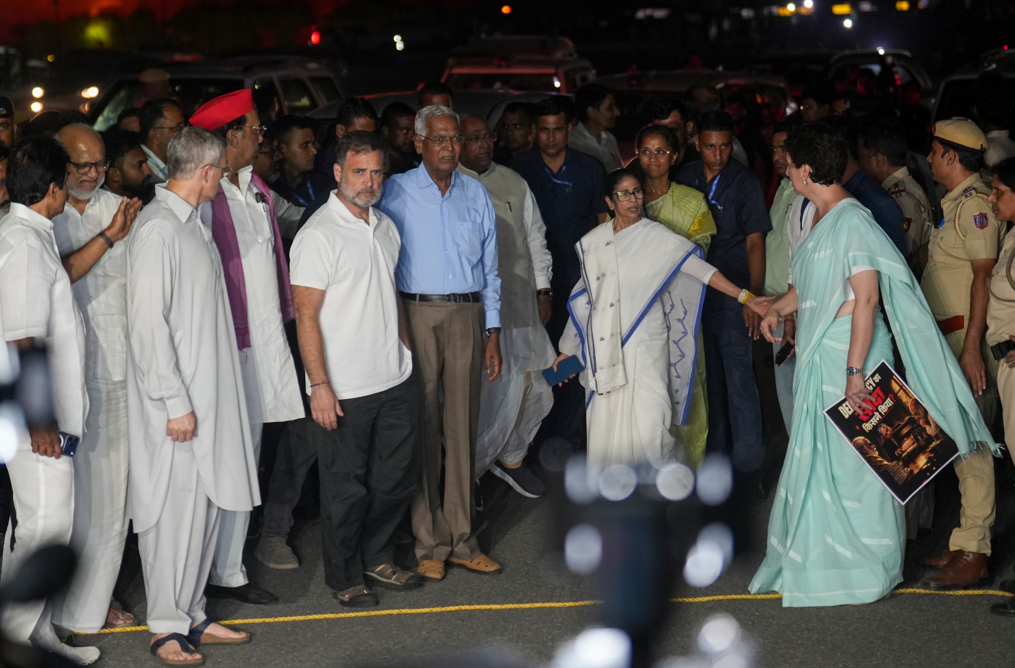 New Delhi: A delegation of INDIA alliance consisting of Congress President Mallikarjun Kharge, LoP Rahul Gandhi, TMC chief Mamata Banerjee, NCP (SP) MP Supriya Sule and others during a press conference after meeting President Droupadi Murmu regarding the irregularities in the Election Commission, in New Delhi