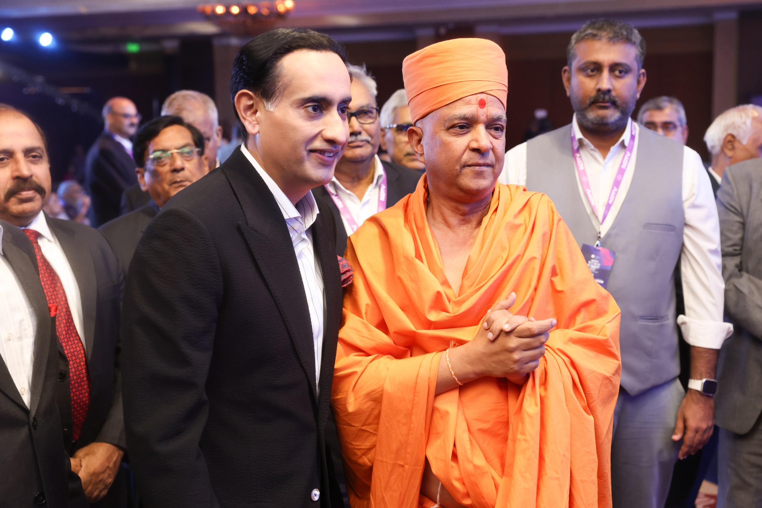 'Miscommunication On The Part Of Eiffel Tower', Says BAPS Monk On 'Women Sidelined' Row