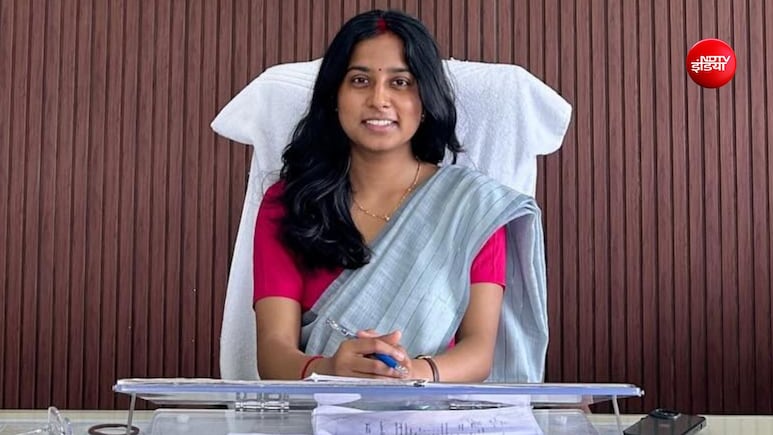 IAS Transfer: गुजरात में 17 आईएएस के तबादले, मेहसाणा-आनंद समेत कई ज&zwj;िलों में कलेक्&zwj;टर बदले