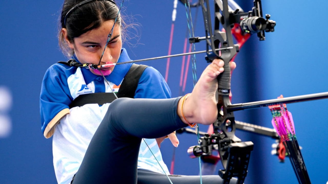 Sheetal Devi Equals World Record In Compound Archery At Asian Para Games