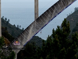 Thomas van Tonder Crosses 600 Monkey Bars Beneath South Africa's 216-Metre-High Bloukrans Bridge In World First