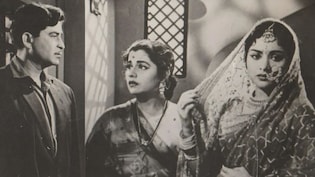 65 साल पुराना ये दिवाली गीत आज भी कर देता है आंखें नम, मुकेश की आवाज में प्यार, त्याग और दर्द की अनोखी कहानी