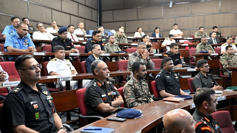 62 Armed Forces Officers Begin Corporate Management Journey At IIM Ahmedabad