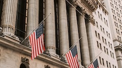 Wall Street To Open Lower? AI Stock Selloff Among Key Reasons Weighing On US Stock Futures