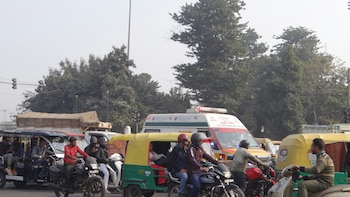 Delhi Vehicle Entry Restrictions From November 1: Who Can Enter Under Revised GRAP Rules?