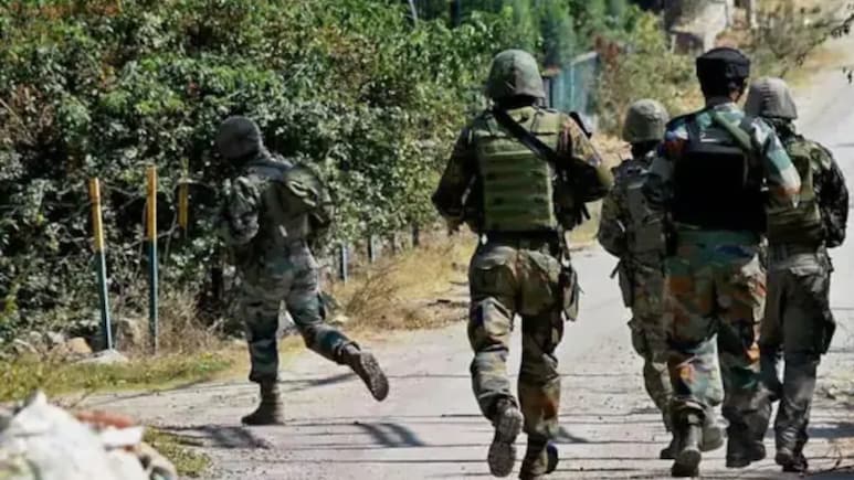 लेख छपवाने का लालच देकर चीनी जासूसों ने सैन्य अफसर की पत्नी को फंसाया, लेते रहे खुफिया जानकारी