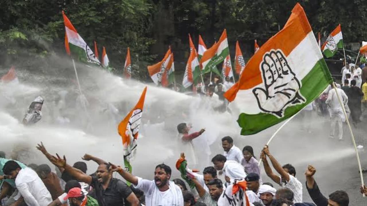 CEC के खिलाफ मेगा रैली: रामलीला मैदान से सहयोगियों को क्या संदेश देना चाहती है कांग्रेस?