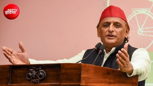 जो आए स्वागत है, कड़वी बातें भुला देंगे... बागी विधायक, बृजभूषण या राजा भैया, किसे लुभा रहे अखिलेश यादव?