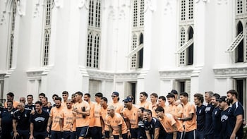 Uruguay Team Play Cricket At Eden Gardens; Visit Victoria Memorial, St Paul's Cathedral