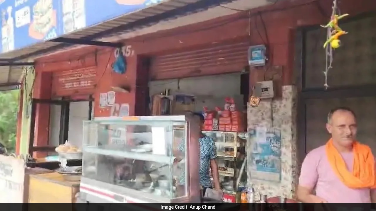 UP Family Leaves Behind Son At Himachal Dhaba. Then Came A Call From Cops