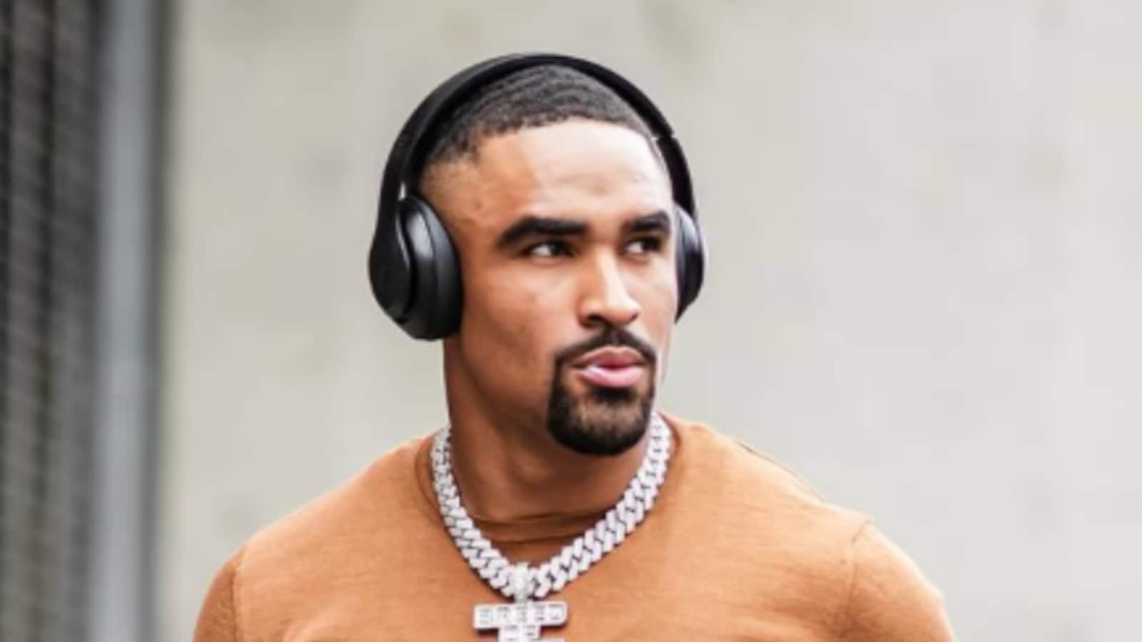 Former Los Angeles Chargers Team Doctor Explains What Jalen Hurts’ Blood Clot Means For His Return | NFL Former Los Angeles Chargers Team Doctor Explains What Jalen Hurts’ Blood Clot Means For His Return | NFL