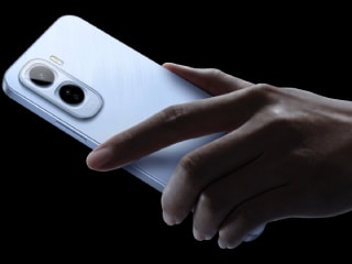 Amazon Great Indian Sale 2026: ₹5 हजार तक सस्ते खरीदें 7,200mAh तक बैटरी वाले iQOO Z11 सीरीज फोन