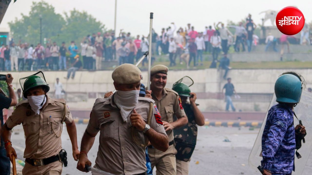 1000 की इजाजत 30,000 आए, 240 पुलिसवाले हुए घायल, दिल्ली पुलिस ने SC को बताया CJP ने कितना बवाल मचाया