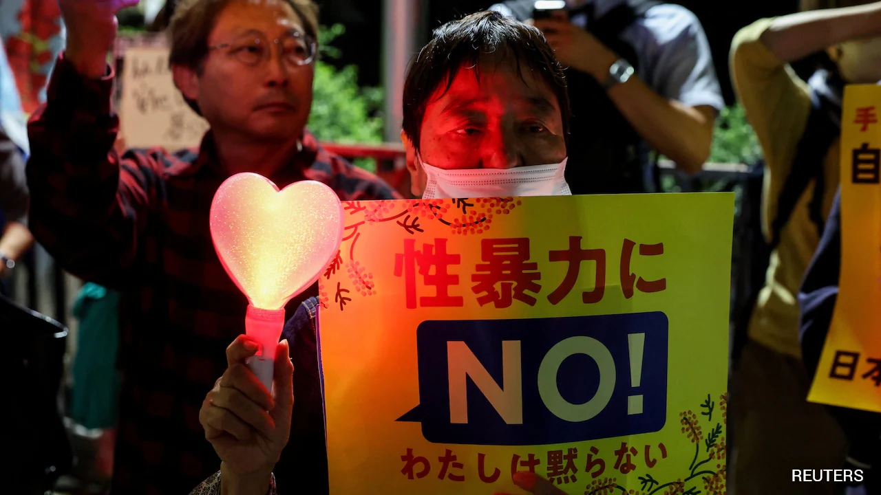 US Troops Face Curfew, Alcohol Ban In Japan's Okinawa Amid Murder Probe
