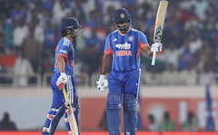 After 4 Failures, Samson's Brutal Reply - Equals Kohli For Massive Feat