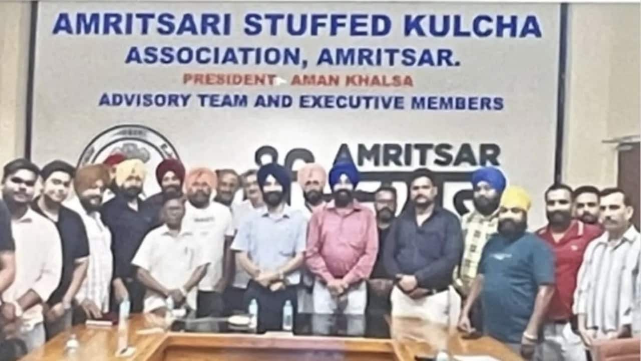 Harsh Goenka Reacts To Viral Photo Of Amritsari Stuffed Kulcha Association. Here's Why It Exists
