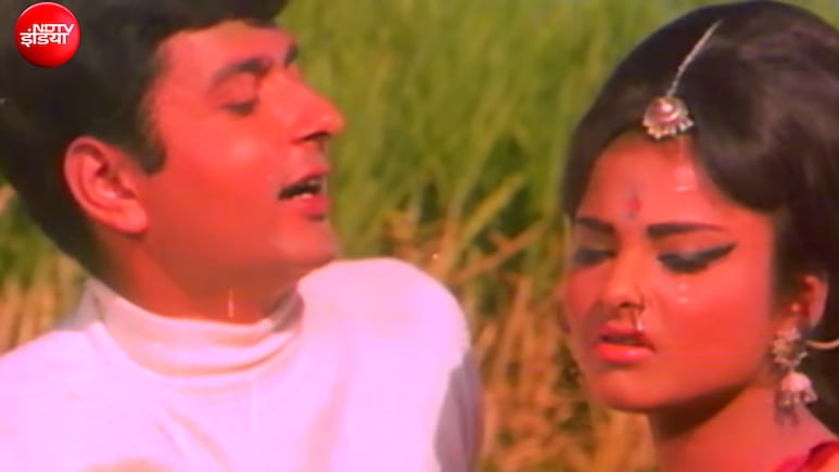 56 साल पुराना रेखा का वो गाना जिसकी गन्ने के खेतों मे हुई शूटिंग, कानों में झुमके और कमर पर लहराती चोटी, रफी की आवाज ने बनाया अमर