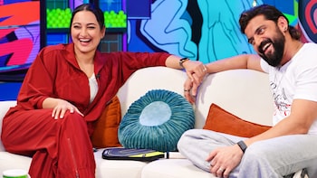 'It's More Comfortable': Sonakshi Sinha On Romancing Zaheer Iqbal In 'Tu Hai Meri Kiran'