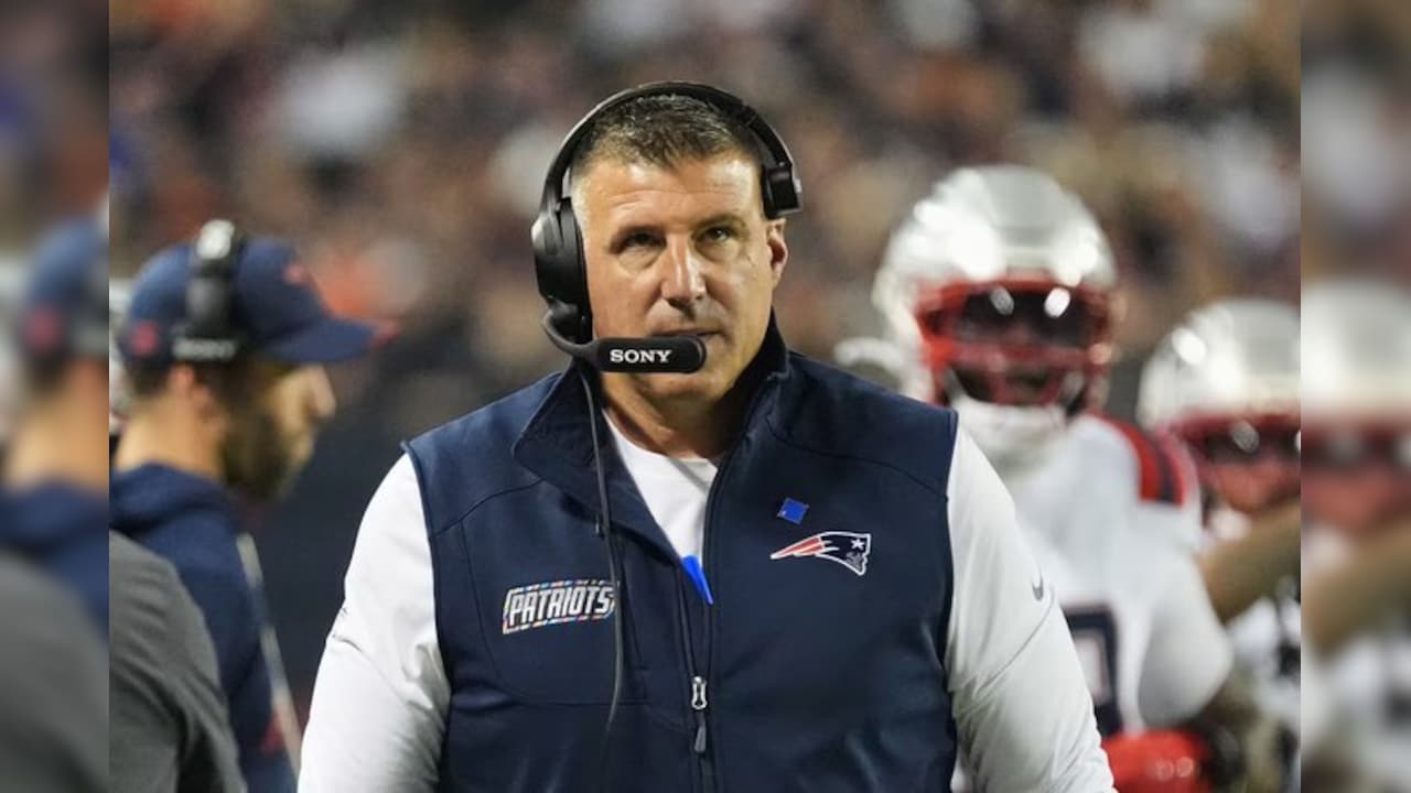 Mike Vrabel Shares His Bizarre Christmas Trick To Keep His Cool Around NFL Officials After $250K Fine