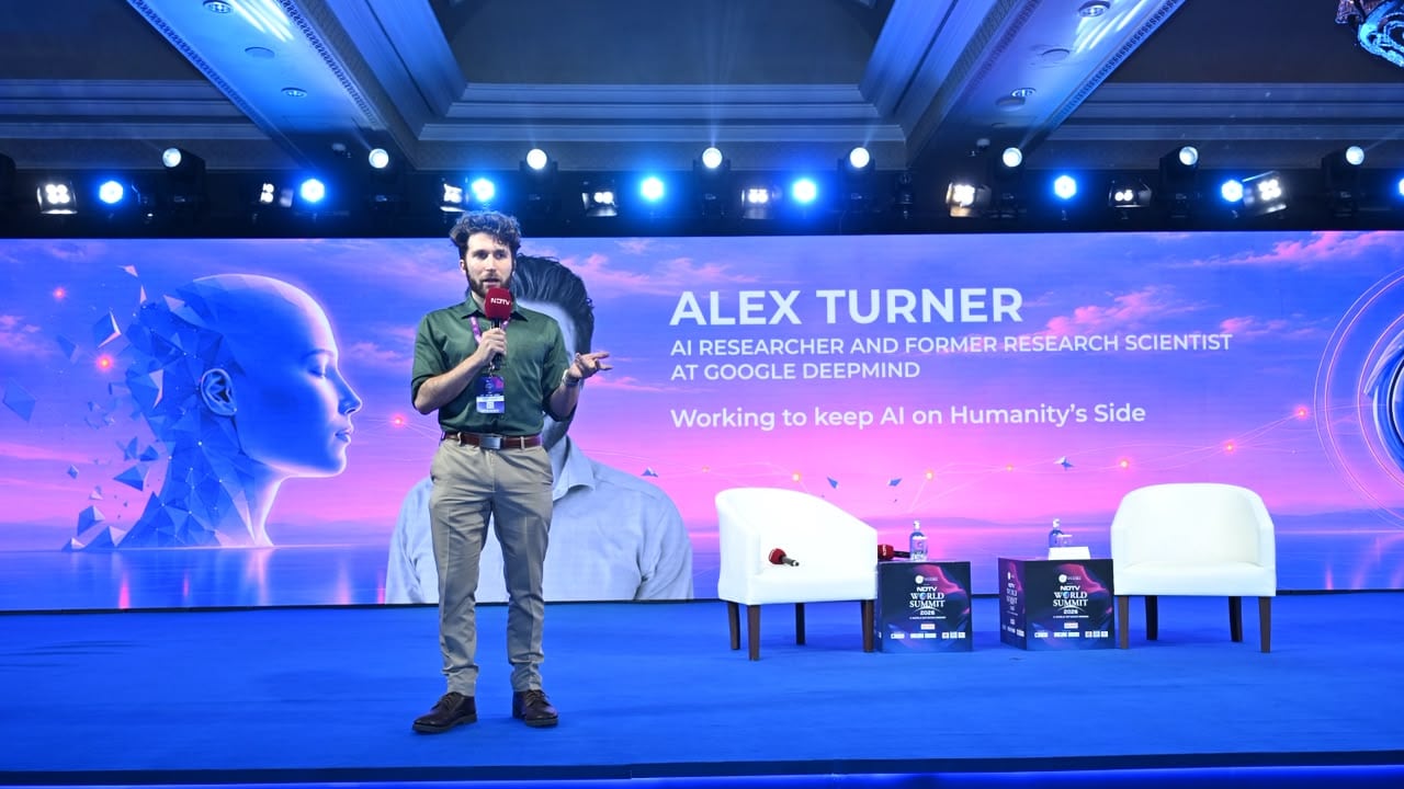 "1 In 3 Chance AI Will kill Humanity In 10 Years": Ex-Google DeepMind Researcher Alex Turner At NDTV World Summit