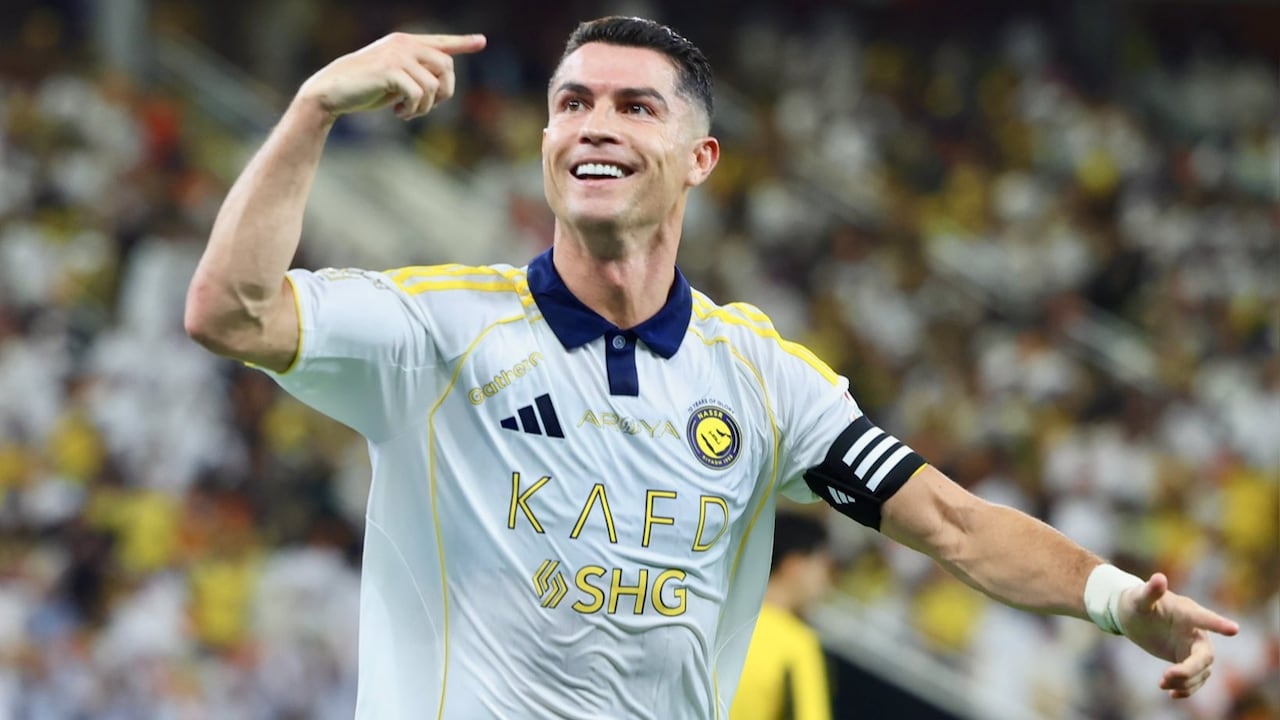 Cristiano Ronaldo Vs Lionel Messi: CR7 Declares Himself The GOAT: 'There's No Debate'