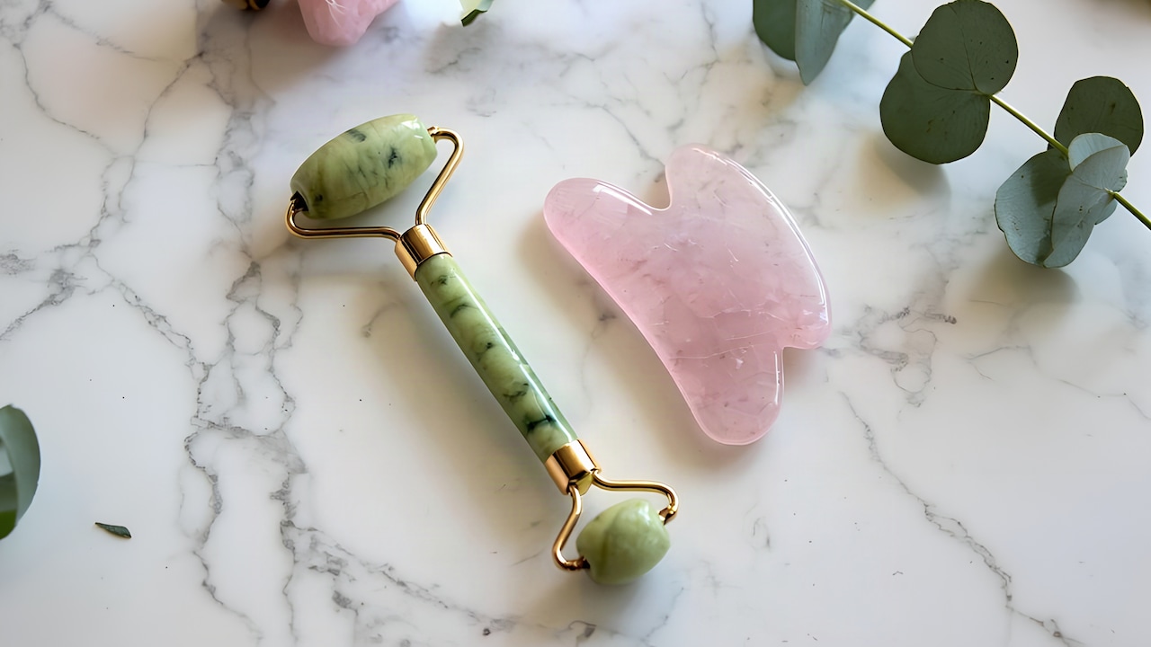 Face Roller Vs Gua Sha: Which Preps Skin Better For Diwali