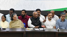 Sonia Gandhi's Surprise Entry At INDIA Bloc Meet Sets Off Seating Scramble