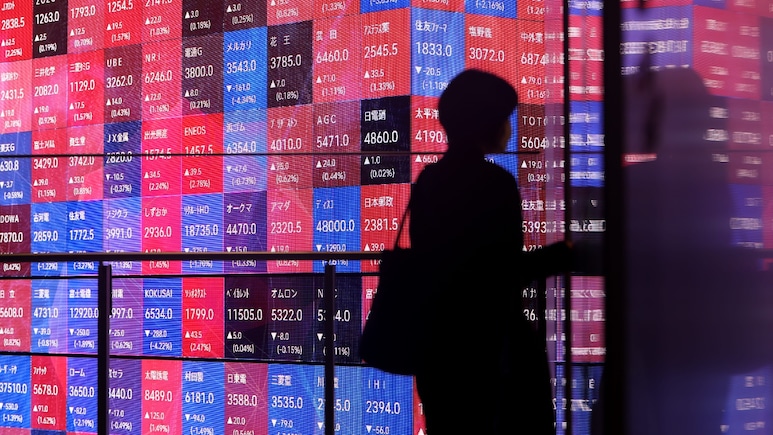 Wall Street Highlights: S&P 500, Nasdaq Rise In Run-Up To Tech Results As Oil Falls