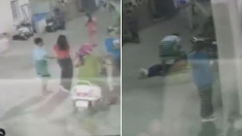 Pune Man Molests Teen On Road, Tries To Kidnap Her, Locals Thrash Him