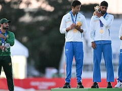 क्या बोल रही पाकिस्तानी पब्लिक? जापान में भारत की 'स्वर्णिम जय-जयकार' से पड़ोसी मुल्क में हाहाकार