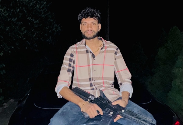 लॉरेंस बिश्नोई का खास अनिल पंडित, जिसने लॉरेंस बिश्नोई गैंग पर हमले की जिम्मेदारी ली. लॉरेंस बिश्नोई का खास अनिल पंडित, जिसने लॉरेंस बिश्नोई गैंग पर हमले की जिम्मेदारी ली.