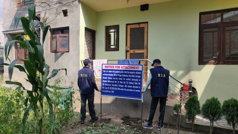 Safe House In Srinagar That Sheltered 2 Lashkar Terrorists Seized