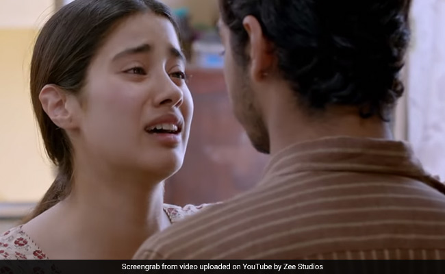 Video: जाह्नवी कपूर को आई मां की याद, फूट-फूटकर रोने लगी Dhadak एक्ट्रेस