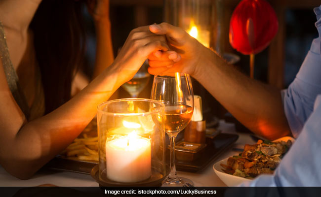 4 Ways To Let Someone Know You Like Them Without Coming On Too Strong