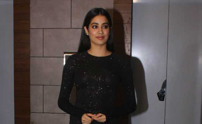 Janhvi Kapoor: 'I Am Eternally Grateful To Karan Johar For <I>Takht</I>'