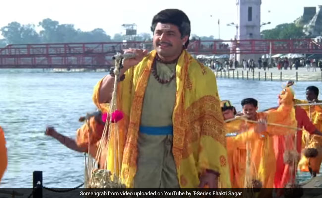 सावन में ये 10 भजन जरूर सुनना पसंद करेंगे आप, कांवरिया ऐसे लगा रहे 'बोल बम' के नारे... देखें Video