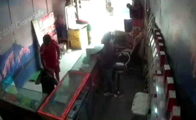 Punched, Slapped, Dragged By Hair: Delhi Man Assaults Minor Girl At Shop