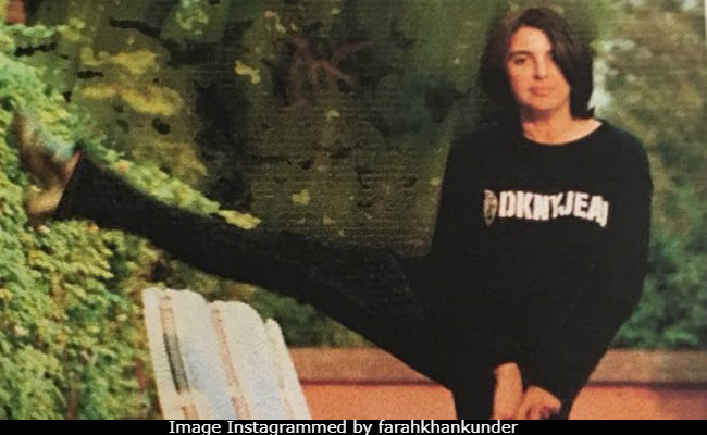 In Case You Missed The Nice Comments On Farah Khan's 'Pre-Mommy Body' Pic