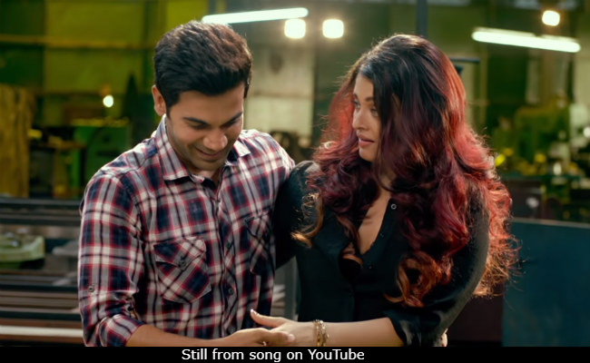 <I>Fanney Khan</i> Song <I>Halka Halka</i>: Aishwarya Rai Bachchan Doesn't Realise She's Falling In Love With Rajkummar Rao