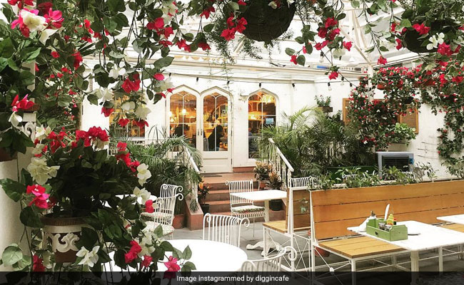 3 Beautiful (And Budget) Places In Delhi To Go For Your Next Date