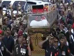 How M Karunanidhi's Supporters Bid Adieu To Their Leader How M Karunanidhi's Supporters Bid Adieu To Their Leader