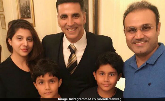 Akshay Kumar's Film Reviewed By Virender Sehwag: 'Sold On <i>Gold</i>'