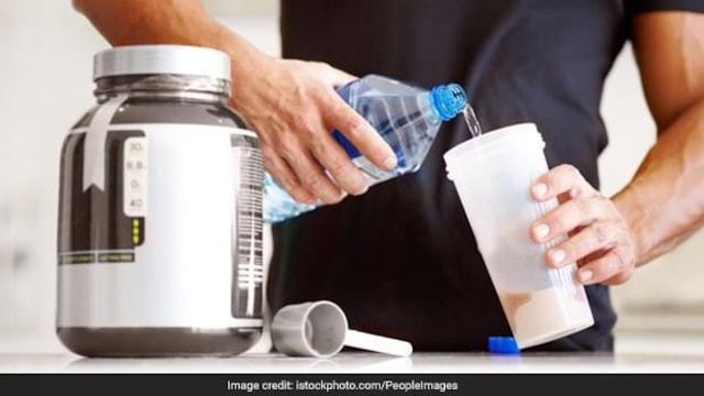 Incorporating whey protein into your diet is a convenient way to boost your daily protein intake