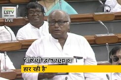 टीएमसी सांसद का PM मोदी पर हमला, बोले- उन्हें घुमने की आदत हो गई है टीएमसी सांसद का PM मोदी पर हमला, बोले- उन्हें घुमने की आदत हो गई है