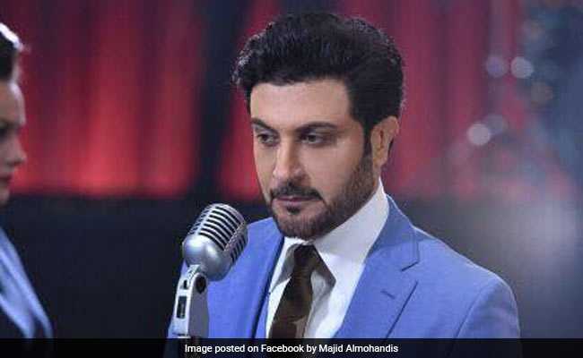 Saudi Arabia Woman Arrested For Hugging Male Singer During Concert