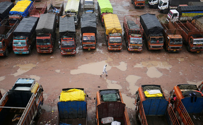 Truckers End Week-Long Strike On Centre's Promise To Consider Demands