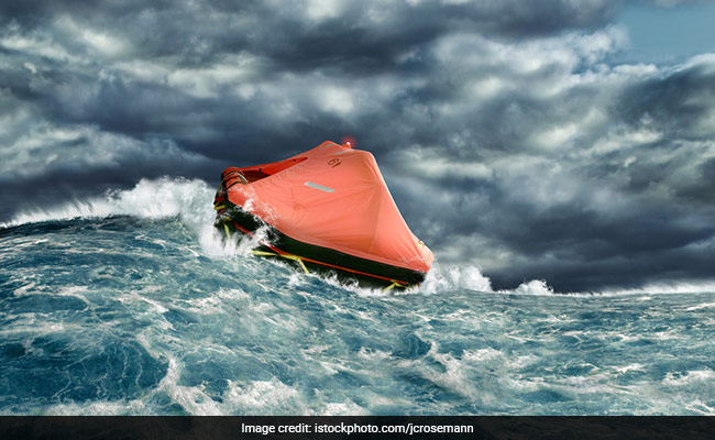 Man Accidentally Sailed From Alaska To Russia In A Small, One-Person Boat