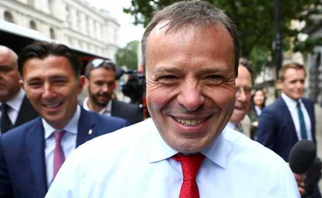 Brexit-Backer Arron Banks Denies Fresh Allegation Of Russia Links
