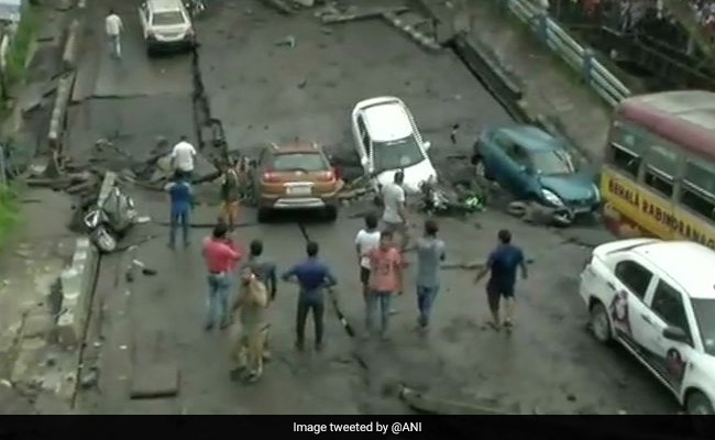 1 Dead, 24 Injured In Majerhat Bridge Collapse, Traffic, Trains Hit: Highlights